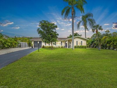 433 Castle RD, Naples, FL, 34119