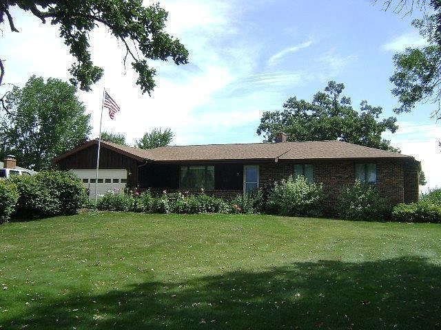 1st image of 3321 S Beaumont Ave