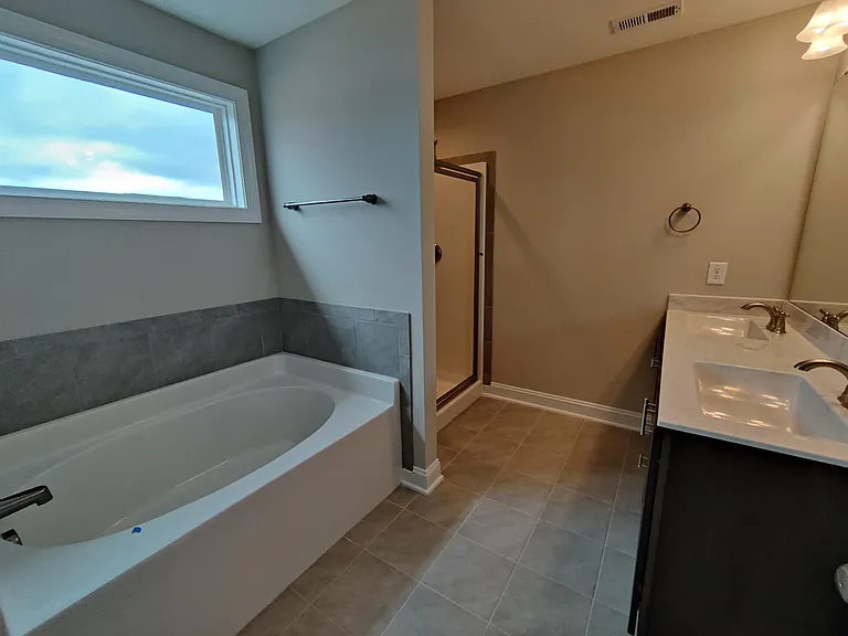 104 Wicklow Ct — Photo 10