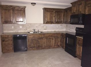 13100 Richland Ave, Bonner Spgs, KS 66012