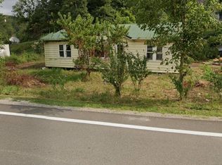 10937 Spencer Rd, Le Roy, WV 25252