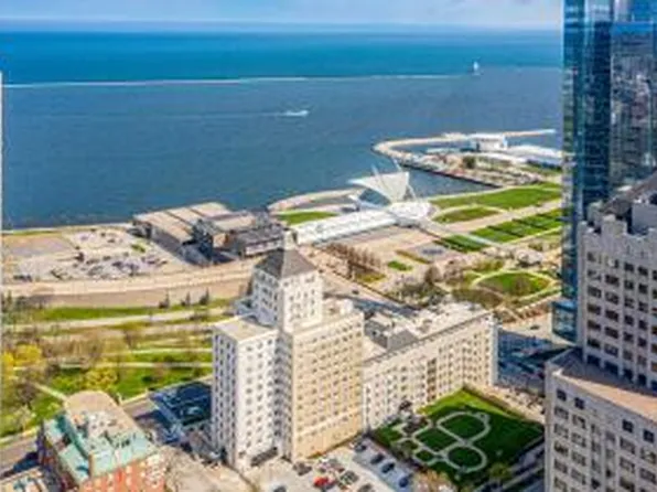 777 North Prospect AVENUE #NT7, Milwaukee, WI 53202