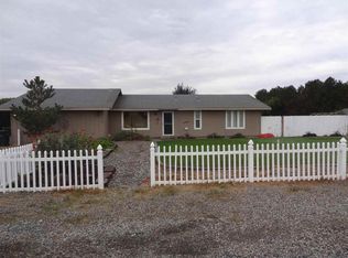 10016 Maple Dr, Pasco, WA 99301