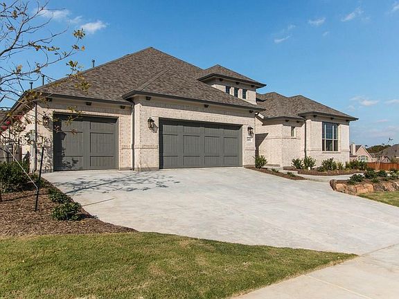 2nd image of 3451 Beechwood Dr
