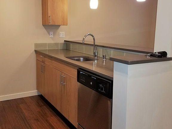 5th image of 15140 NE 82nd St Unit 303