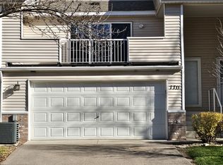 7711 Nicholas Way, Chanhassen, MN 55317