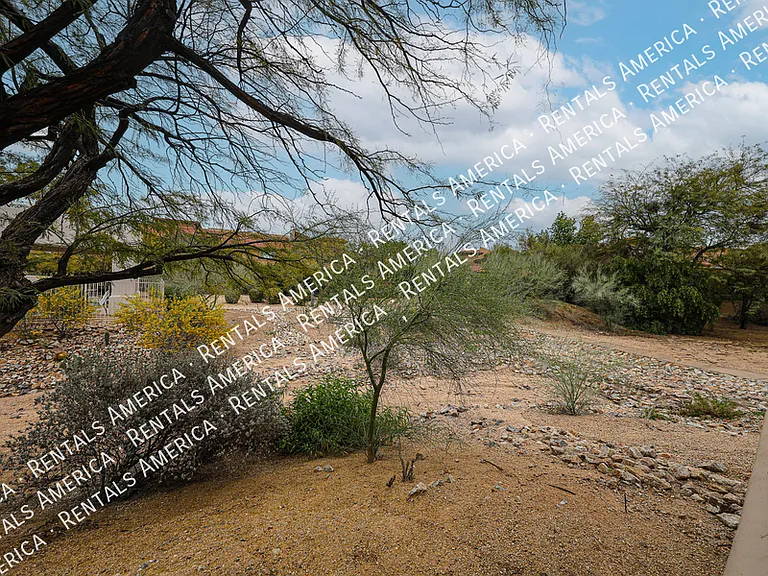 7402 E Hum Rd #16 — Photo 60