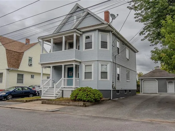 116 Greenwood St, Cranston, RI 02910