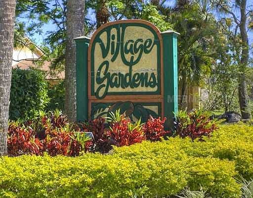 2nd image of 4871 Village Gardens Dr