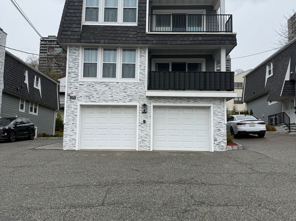 1276 River Rd #2