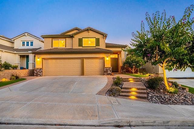 1st image of 6223 Canyon Bluff Ct