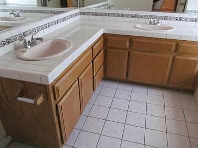 4th image of 12935 Norfolk Dr