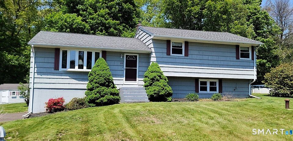 1st image of 42 Orchard Lane