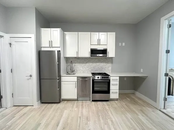 171 East 90th Street image 1 of 11