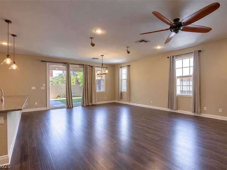 3191 Sisley Garden Ave — Photo 4