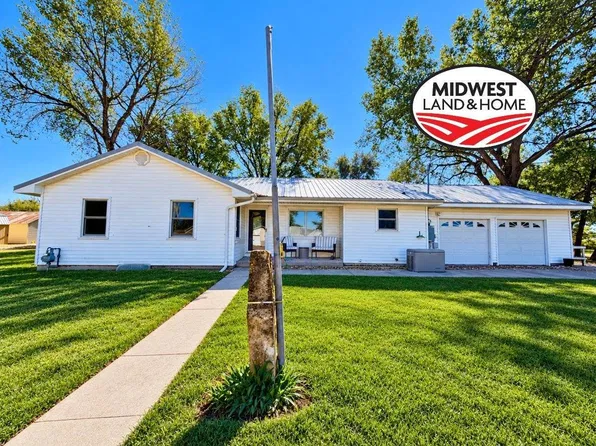 412 1/2 S Colorado St, Waterville, KS 66548
