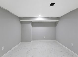 15-72 149th St #2, Whitestone, NY 11357