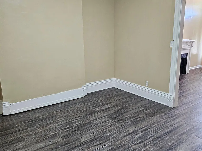 315 Winkler Ave #1 — Photo 3