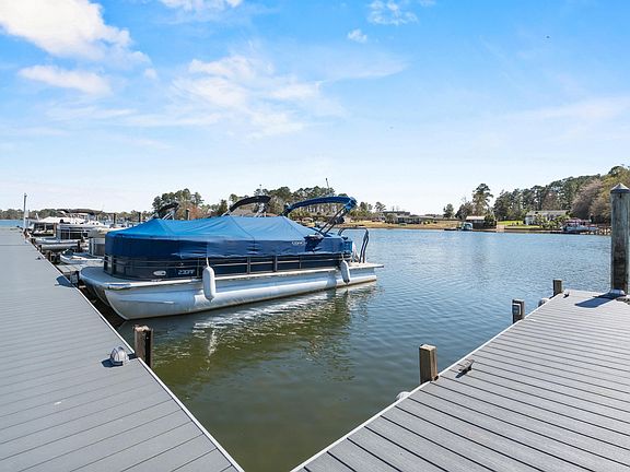 2nd image of 157 Blue Wing Dr