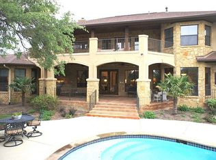 104 Davis Ln, Georgetown, TX 78633