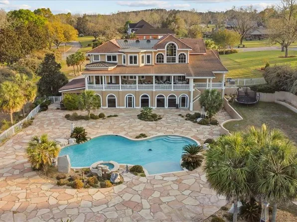 200 Asphodel Dr, Dothan, AL 36303