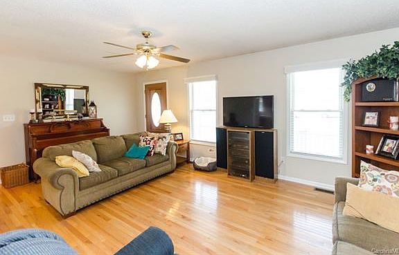 3rd image of 2623 Goldrush Dr