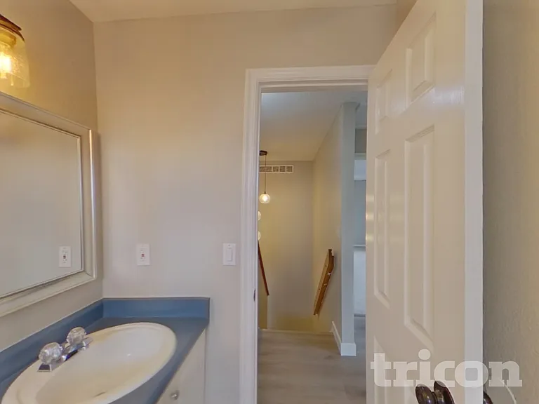 12155 Monaco Dr — Photo 14