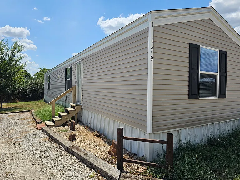 12179 N FM 730 — Photo 3