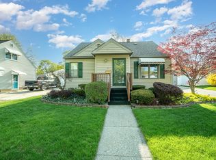 1811 S Van Buren St, Bay City, MI 48708