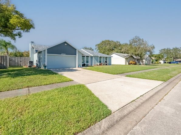 2652 Village Park Dr