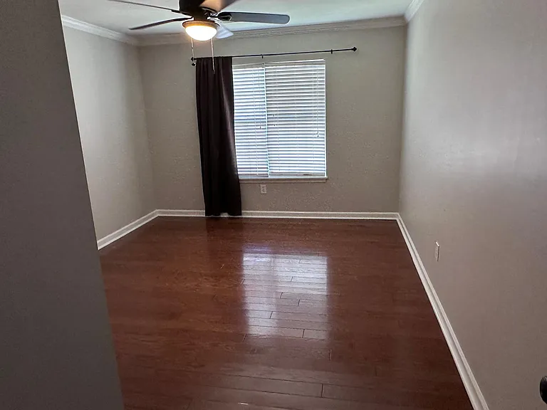 823 Harbor Place Dr — Photo 25