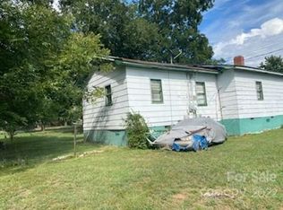 319 1/2 Boundary St, Newberry, SC 29108