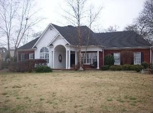 13 Shagbark Dr, Cartersville, GA 30120
