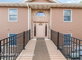 8231 Midland Rd, Freeland, MI 48623