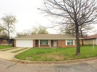 7805 Romney Rd, Fort Worth, TX 76134