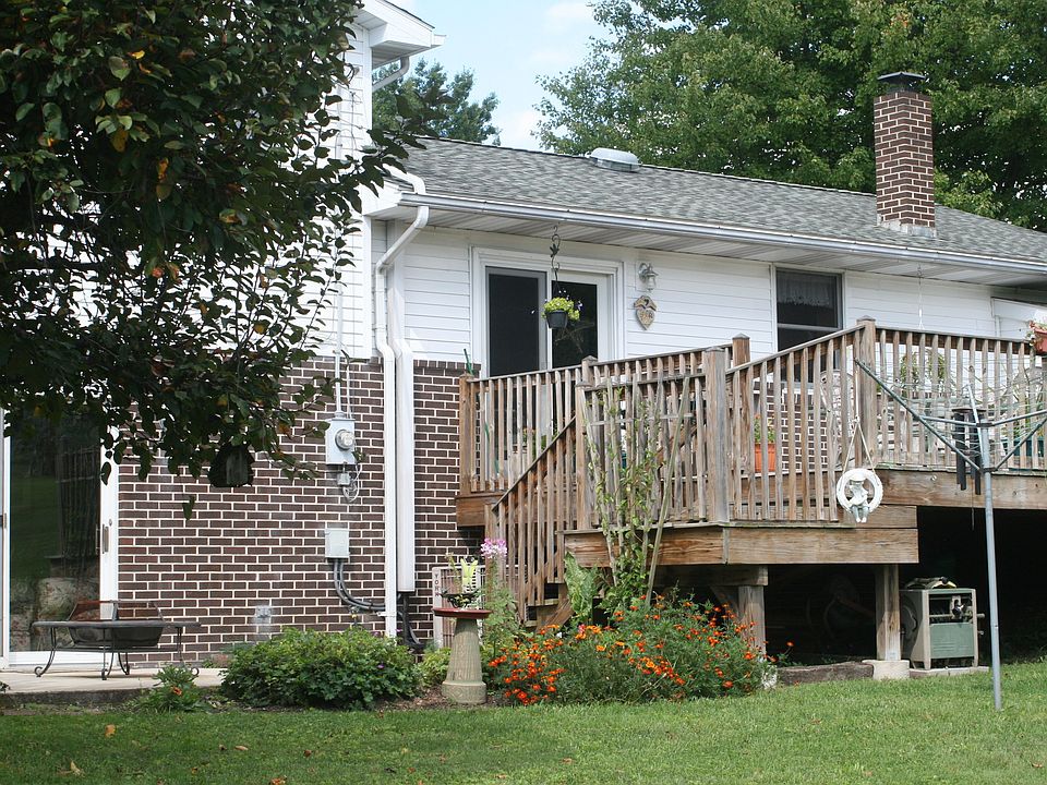 2nd image of 616 Bowman St
