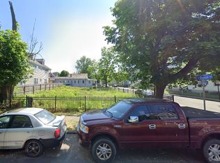 390 Carroll Ave, Bridgeport, CT 06607