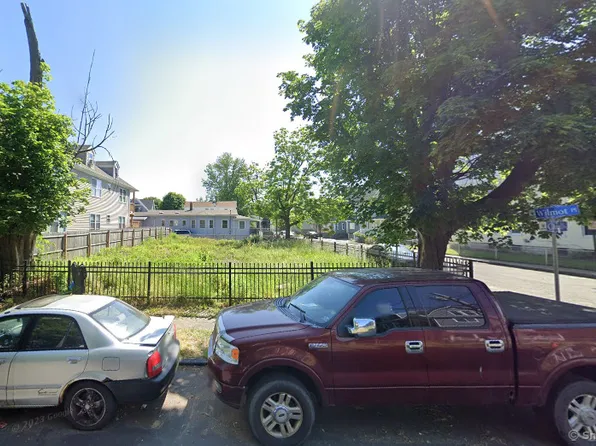 390 Carroll Avenue, Bridgeport, CT 06607
