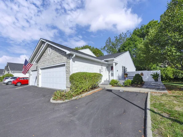 4650 Parrau Dr #67E, Columbus, OH 43228