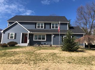 5 Webber St, Wilmington, MA 01887