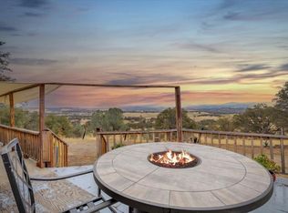 14594 Perricone Rd, Chinese Camp, CA 95327