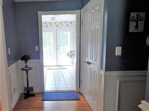 2nd image of 1338 Morningside Dr