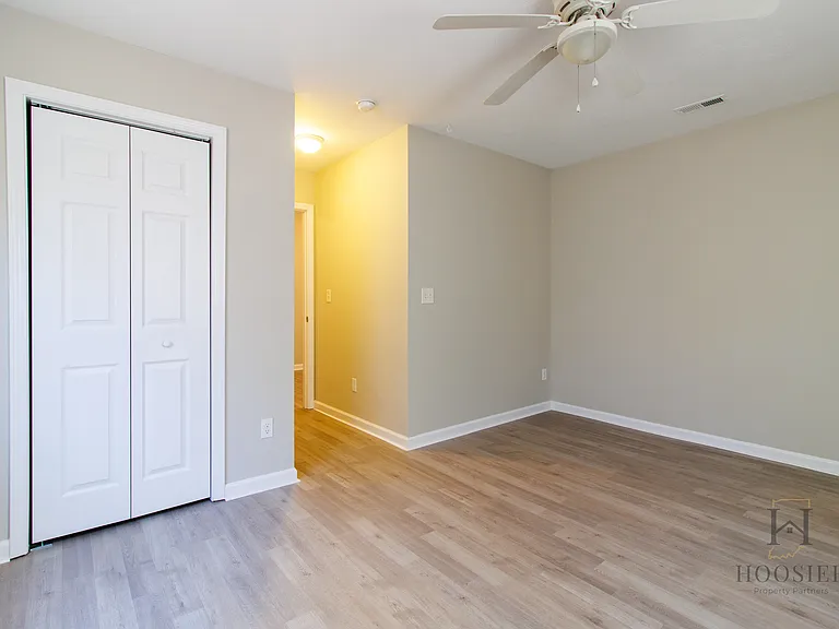 5838 Greenfield Ave — Photo 12