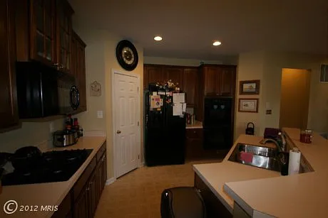 9116 Asworth Ct — Photo 2