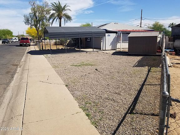 3rd image of 3127 N 38TH Drive