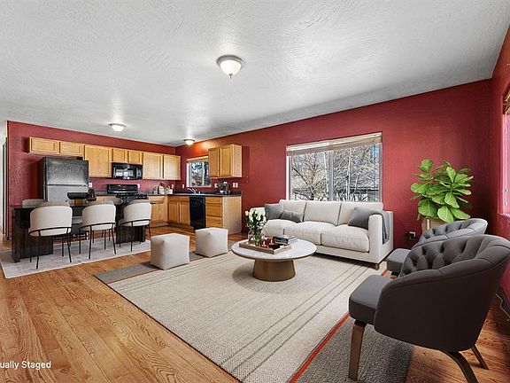 3rd image of 96 Meadowbrook Drive