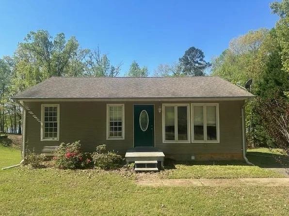 209 River Oak Dr, Clarksville, VA 23927