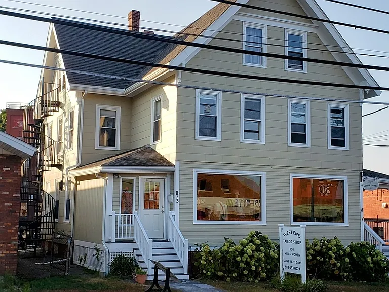 821 Islington St #2 — Photo 1