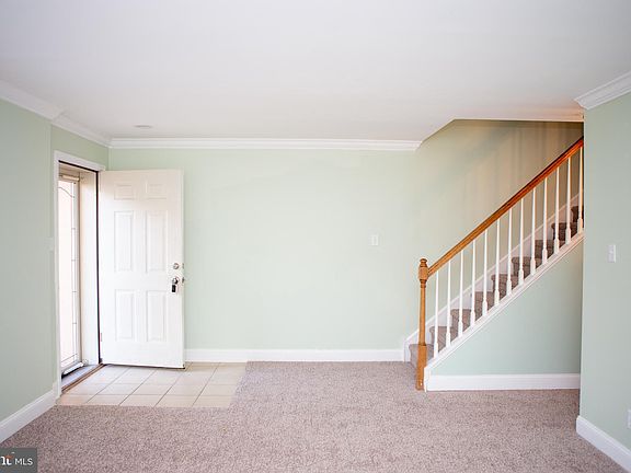5th image of 1303 Chelmsford Cir