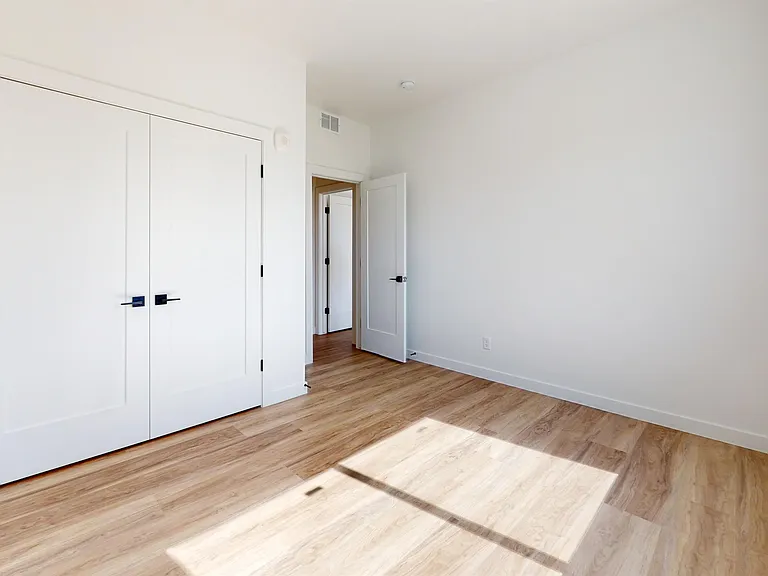 1266 S Sawmill Blvd — Photo 26